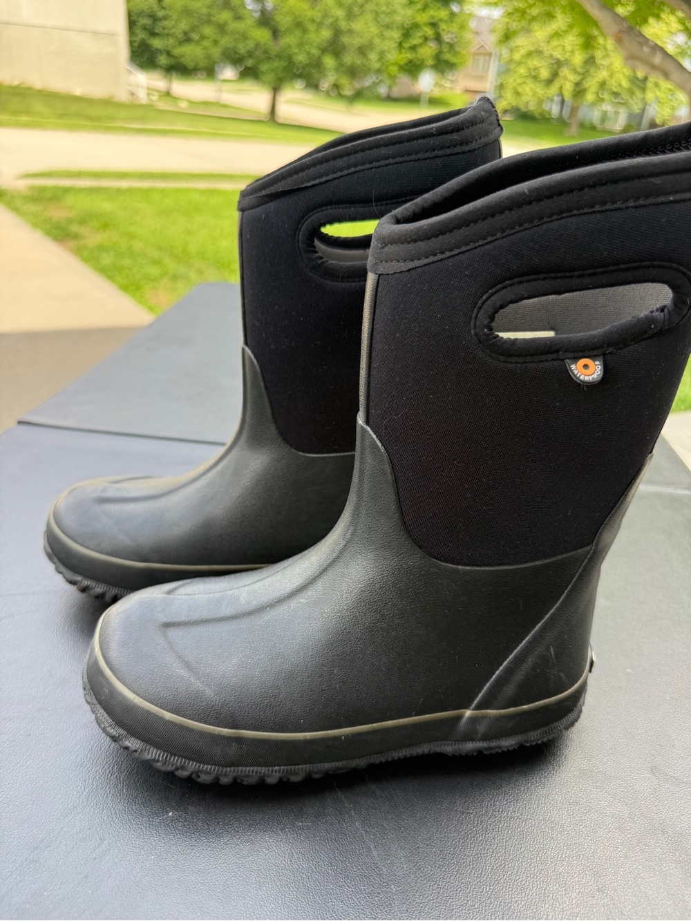 Bogs Kids Black Waterproof Pull-On Boots with Easy Handles